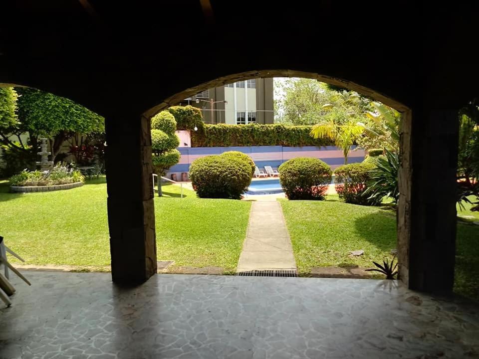 Hotel Alamo Internacional San Salvador Exterior photo