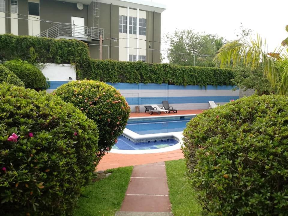 Hotel Alamo Internacional San Salvador Exterior photo